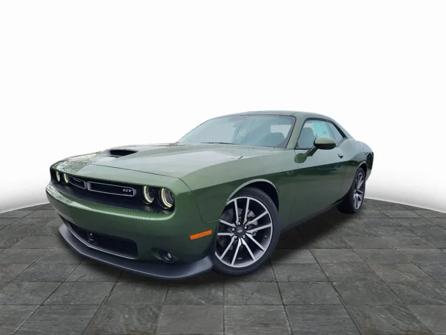 2023 Dodge Challenger GT photo 1