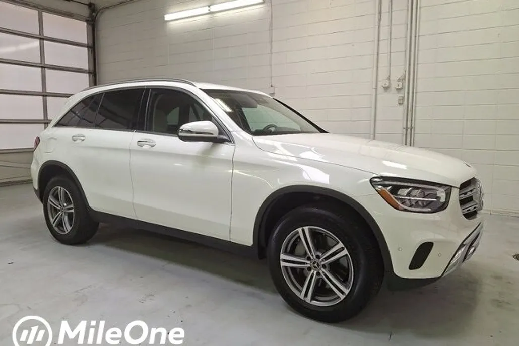 2022 Mercedes Benz GLC 300 4MATIC photo 1