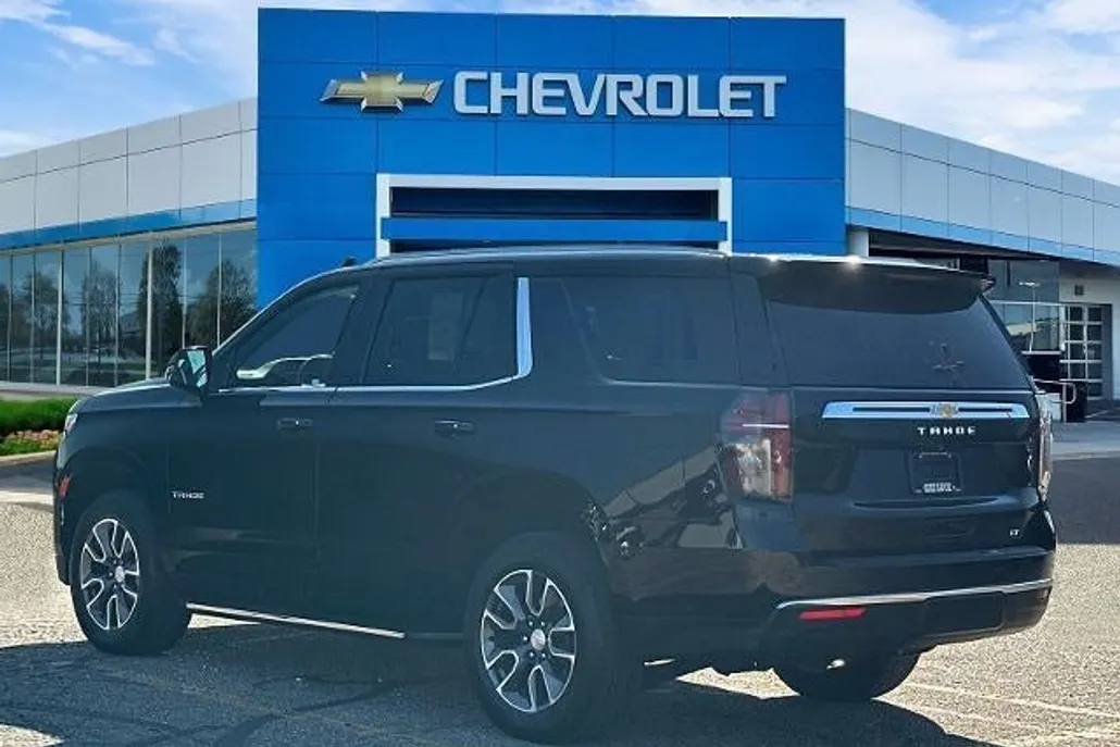 2023 Chevrolet Tahoe LT photo 1