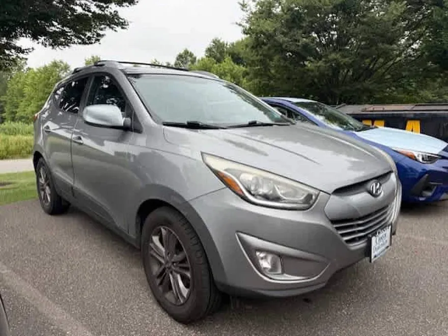 2014 Hyundai Tucson SE photo 1