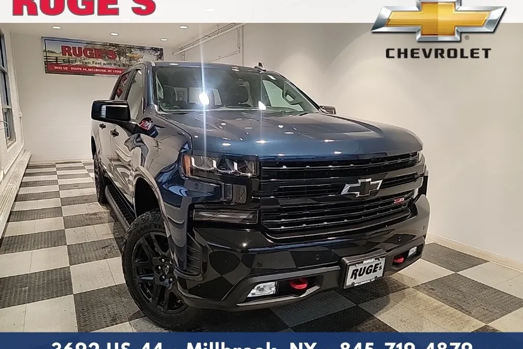 2022 Chevrolet Silverado 1500 LT Trail Boss photo 1