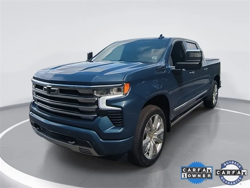 2024 Chevrolet Silverado 1500 High Country photo 1