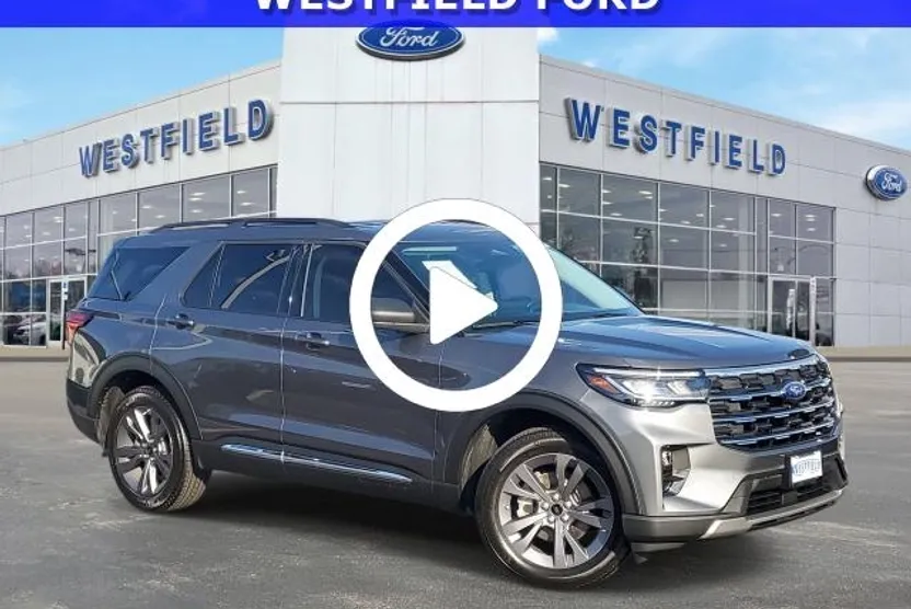 2025 Ford Explorer photo 1