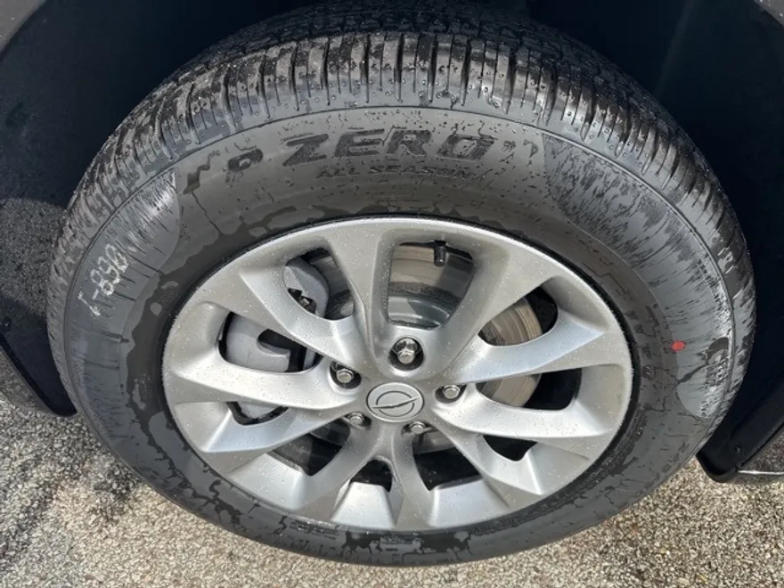 2026 Chrysler Pacifica photo 1