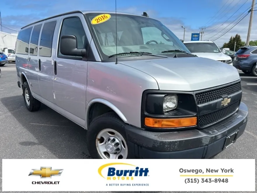 2016 Chevrolet Express Passenger 2500 LS photo 1