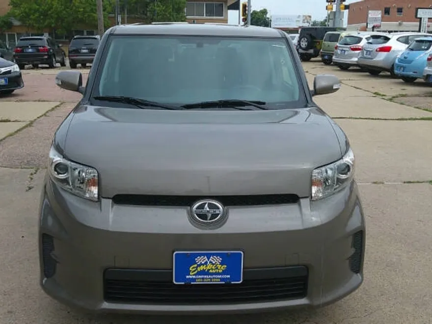2012 Scion xB Base photo 1