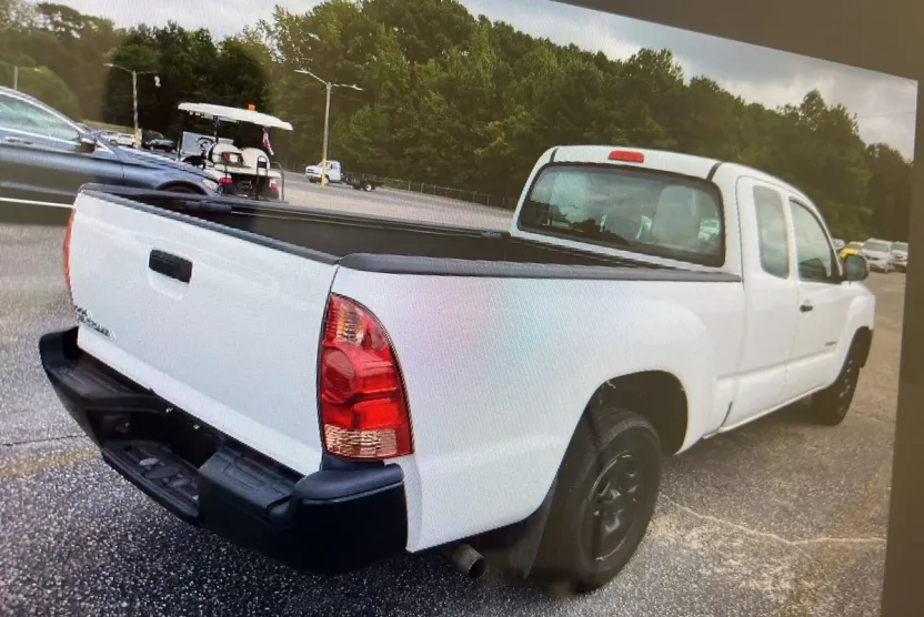 2015 Toyota Tacoma Base photo 1