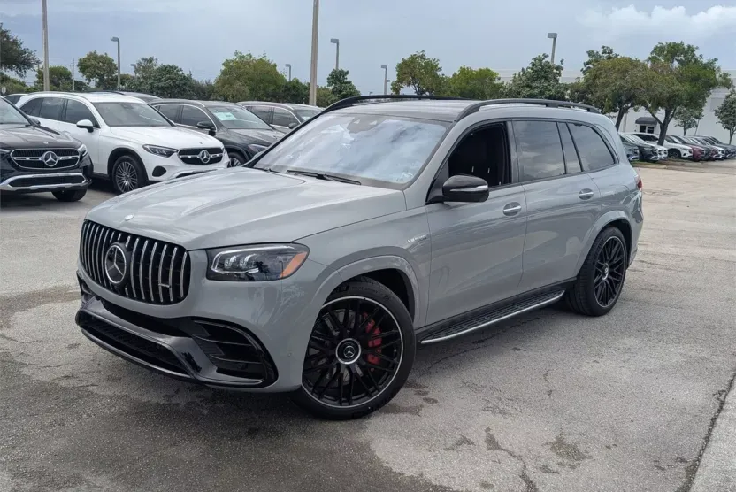 2026 Mercedes Benz GLS AMG 63 4MATIC photo 1