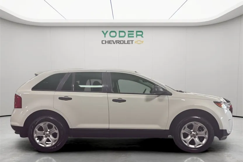 2013 Ford Edge SE photo 1