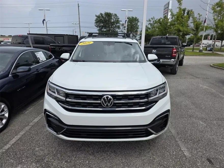 2021 Volkswagen Atlas V6 SE Technology R-Line photo 1