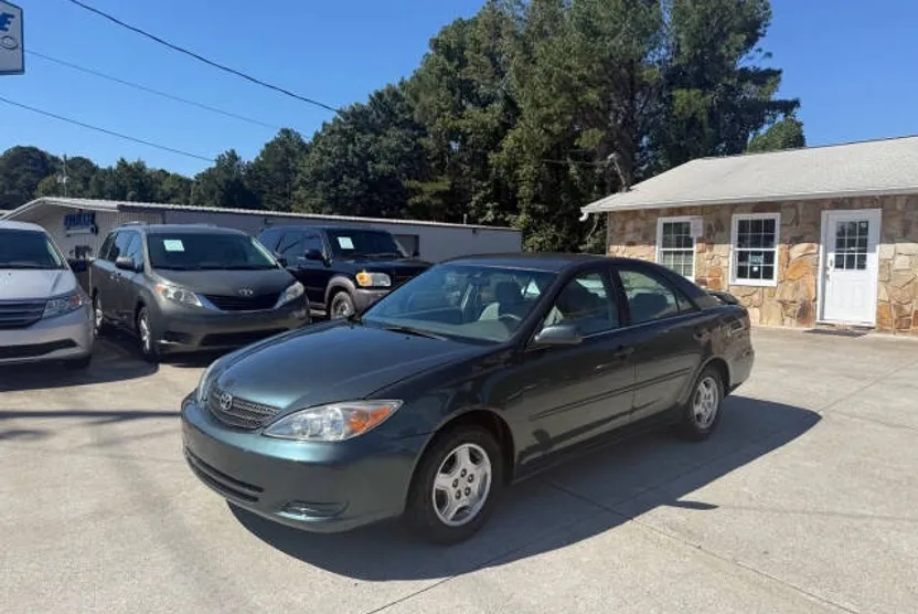 2003 Toyota Camry LE V6 photo 1