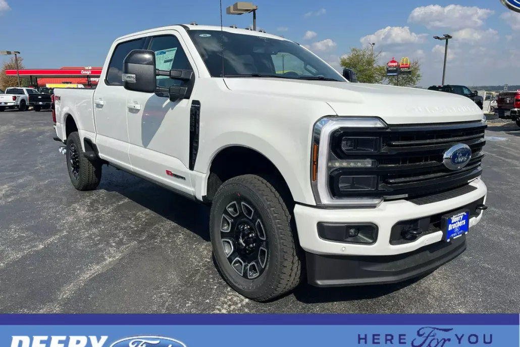 2026 Ford F-250 Platinum photo 1