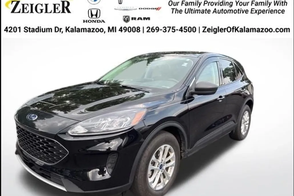 2022 Ford Escape SE photo 1