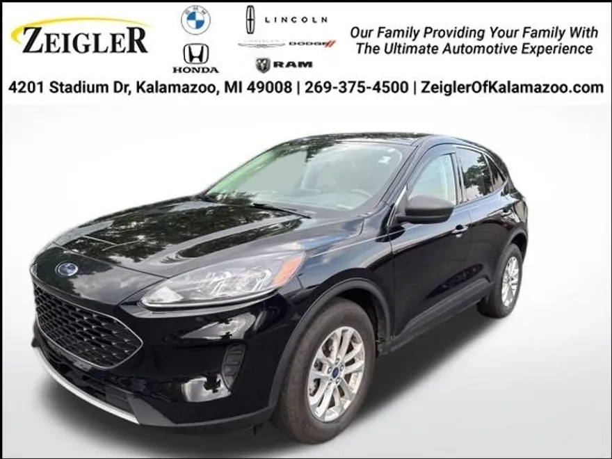 2022 Ford Escape SE photo 1