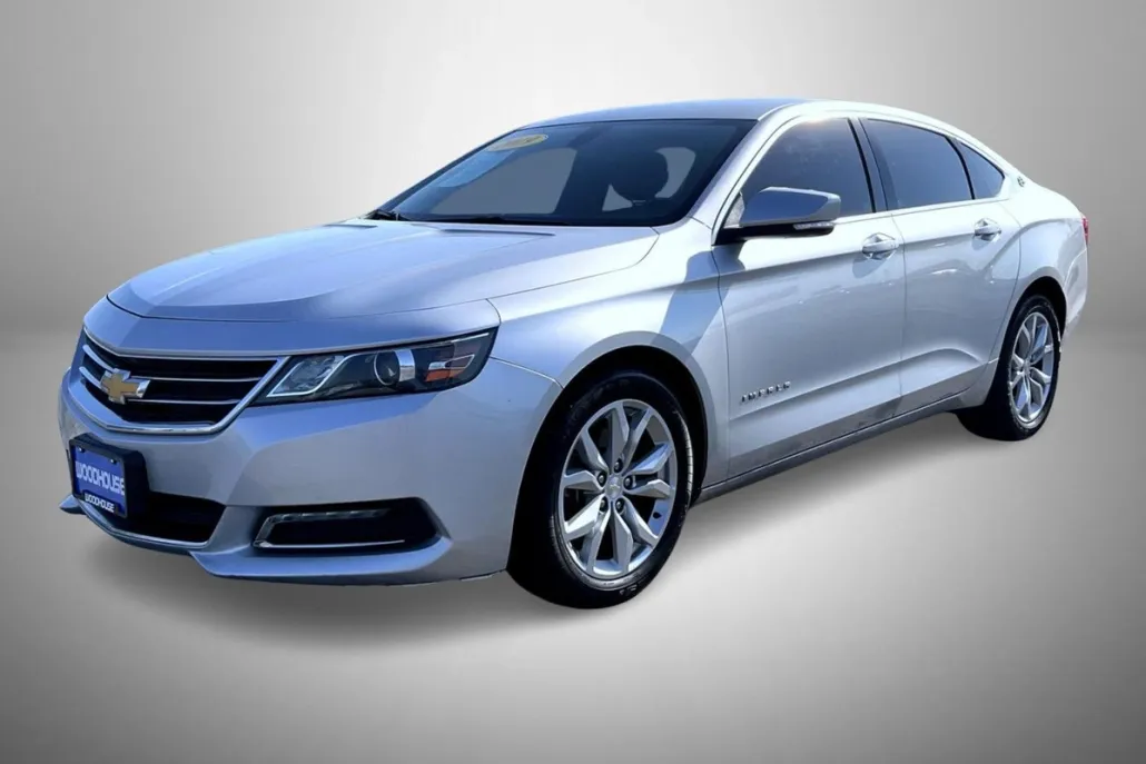2019 Chevrolet Impala 1LT photo 1