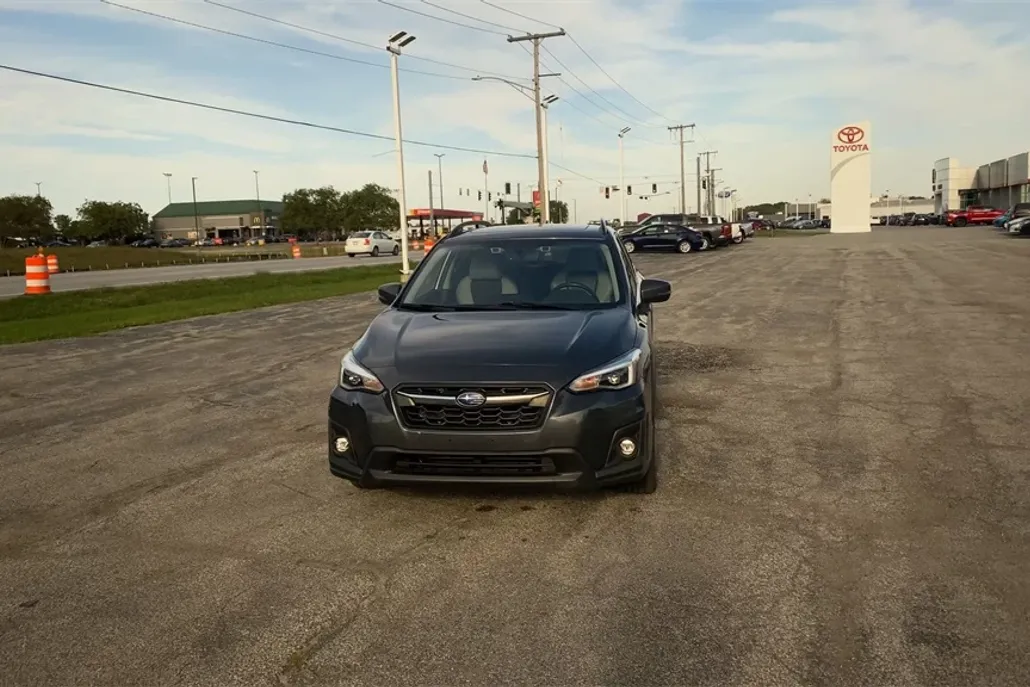 2020 Subaru Crosstrek Limited photo 1