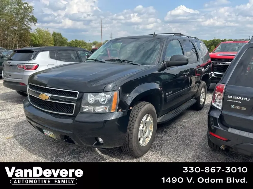 2013 Chevrolet Tahoe LT photo 1