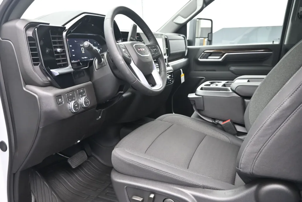 2026 Gmc Sierra HD SLE photo 1