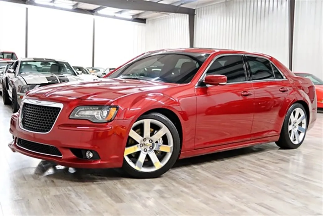 2012 Chrysler 300 SRT8 photo 1