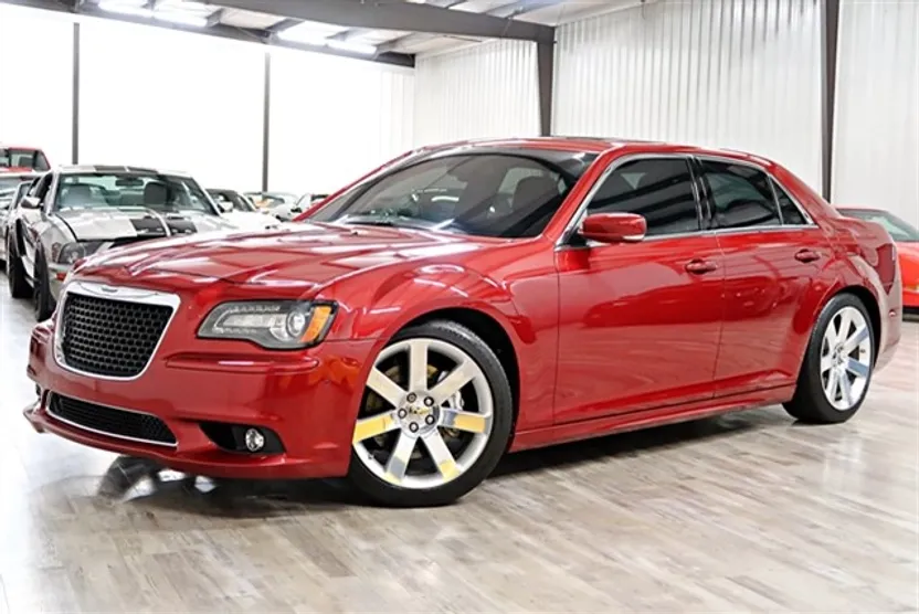 2012 Chrysler 300 SRT8 photo 1