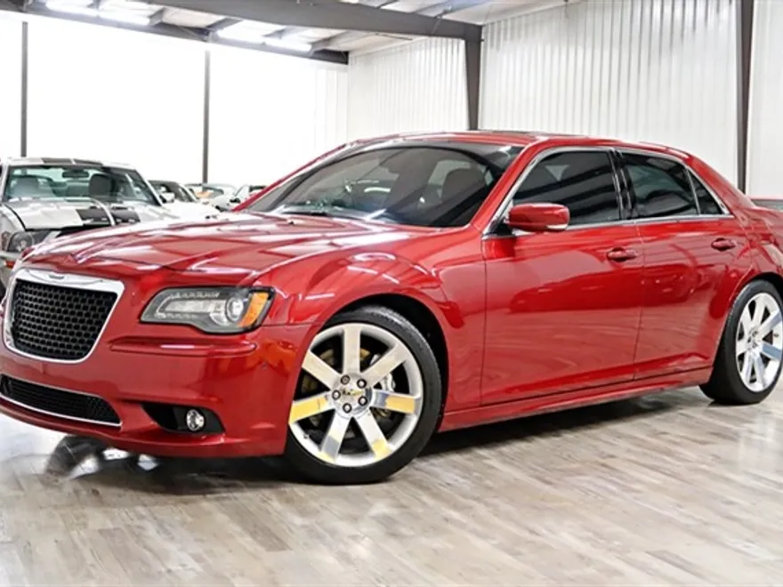 2012 Chrysler 300 SRT8 photo 1