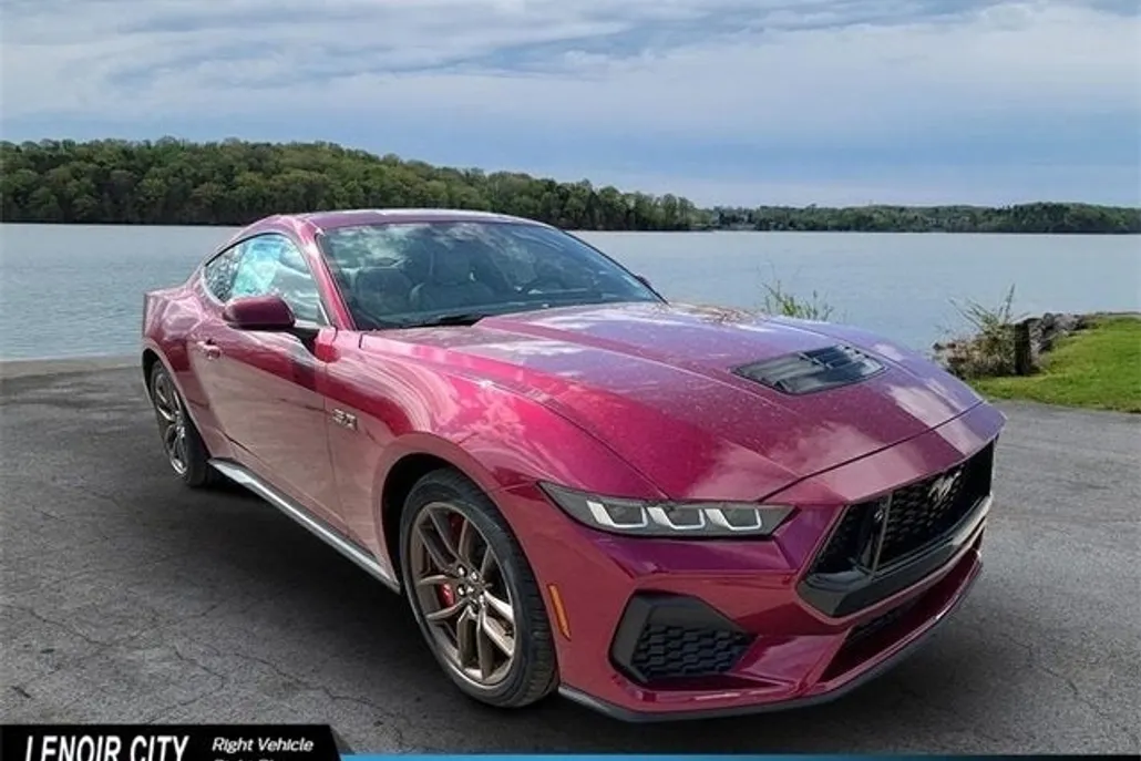 2025 Ford Mustang GT Premium photo 1