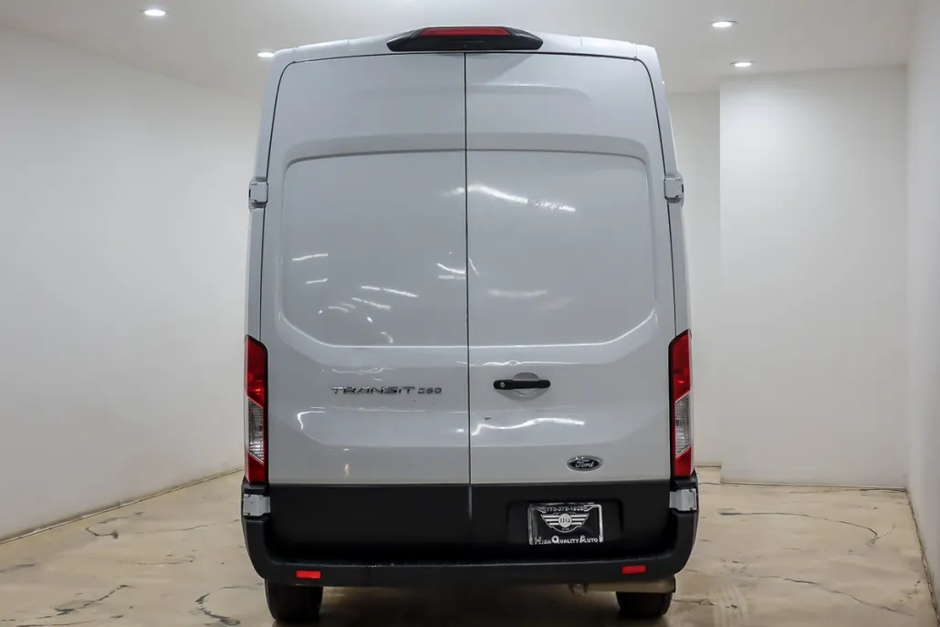 2021 Ford Transit photo 1