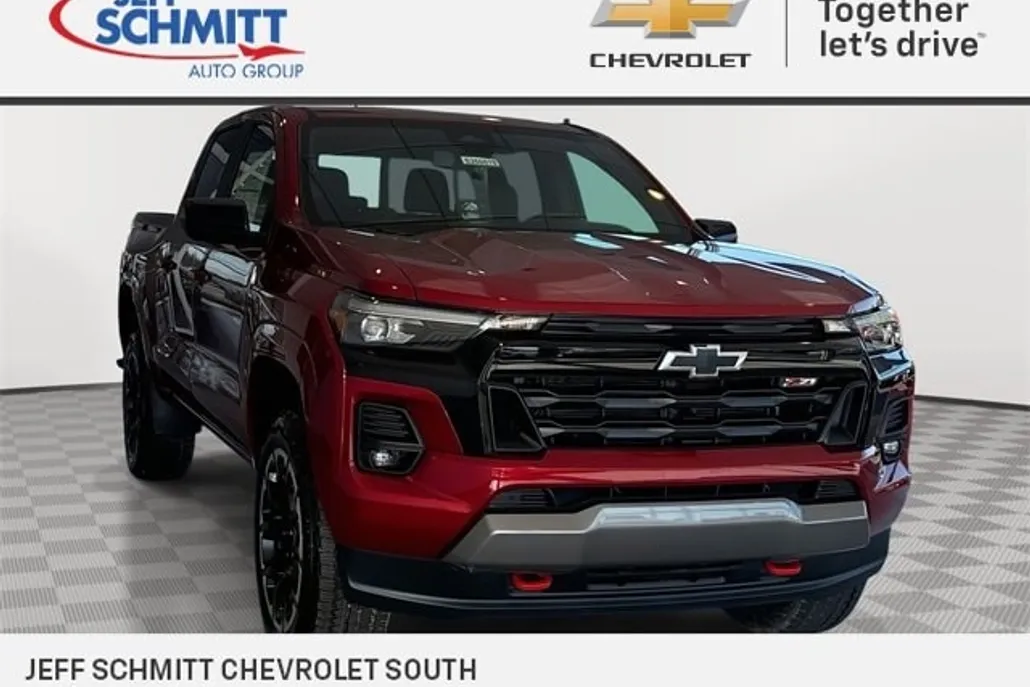 2026 Chevrolet Colorado Z71 photo 1