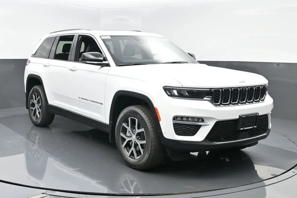 2025 Jeep Grand Cherokee Limited photo 1