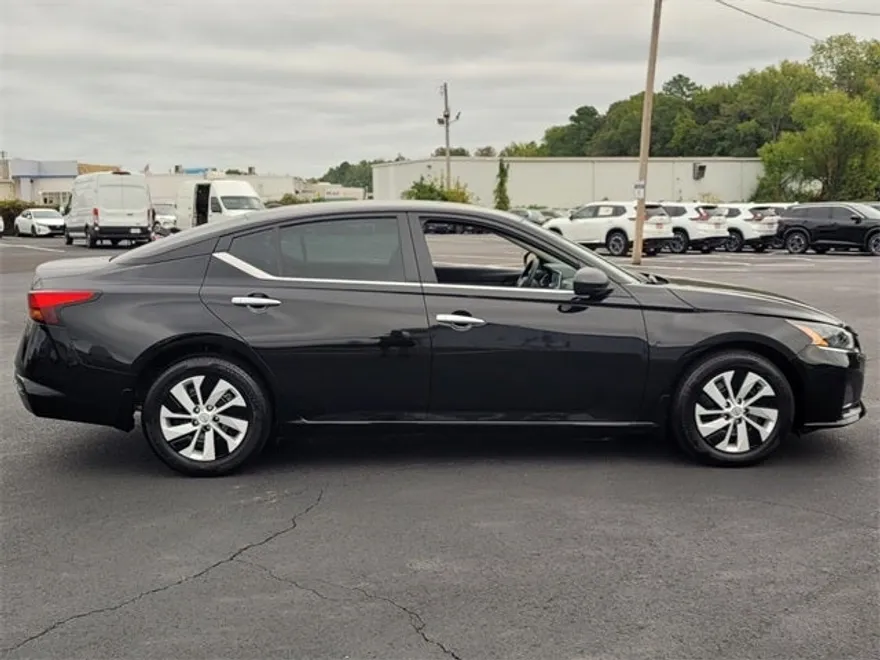2025 Nissan Altima 2.5 S photo 1