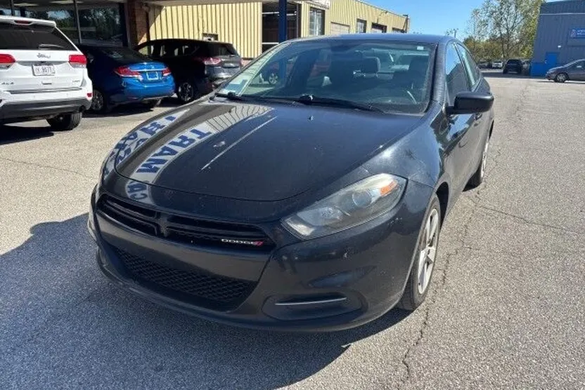 2015 Dodge Dart SXT photo 1