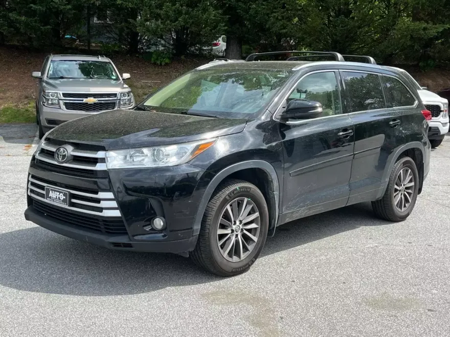 2018 Toyota Highlander XLE photo 1
