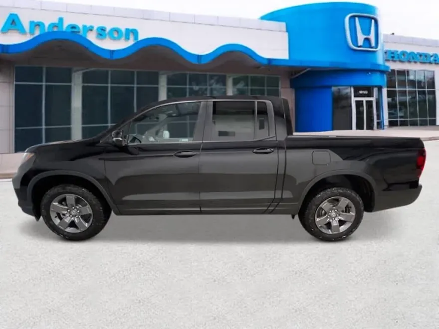 2025 Honda Ridgeline TrailSport photo 1