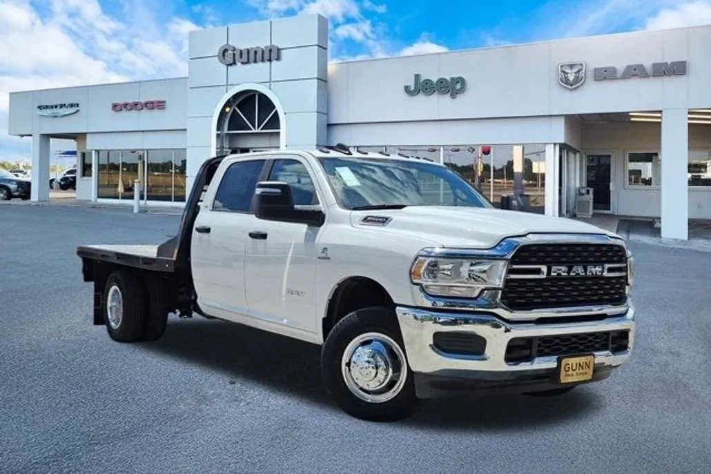 2024 Ram 3500 SLT photo 1