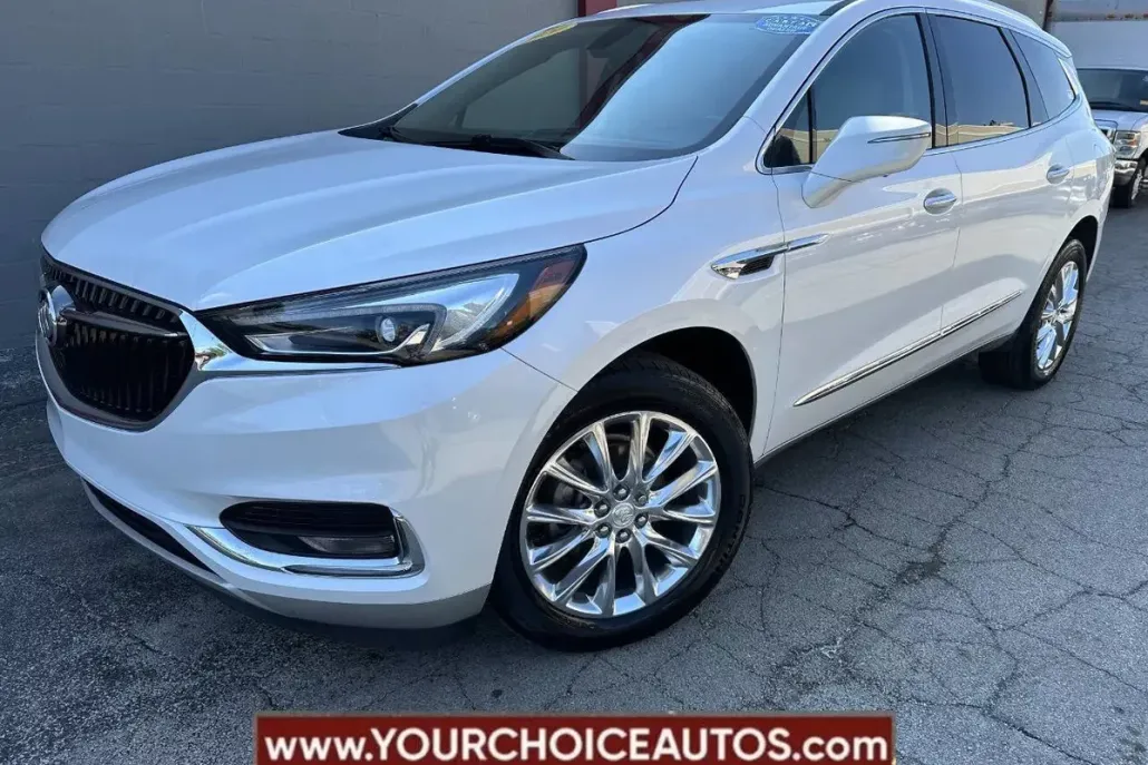 2020 Buick Enclave Essence photo 1