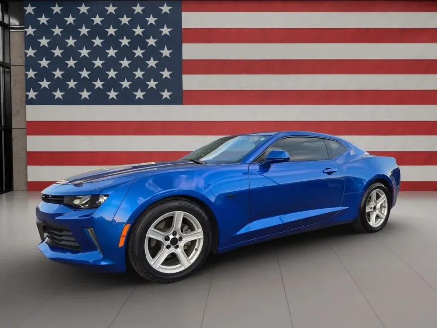 2016 Chevrolet Camaro Coupe photo 1