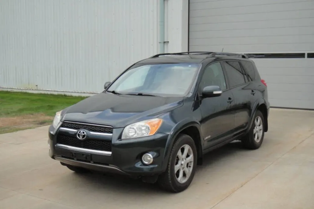 2012 Toyota RAV4 Limited photo 1