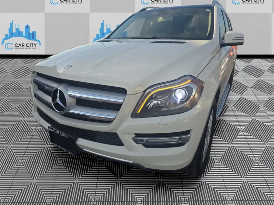 2013 Mercedes Benz GL 450 photo 1