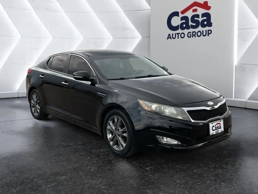 2013 Kia Optima LX photo 1