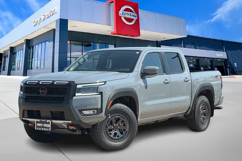2025 Nissan Frontier Crew Cab PRO-4X photo 1