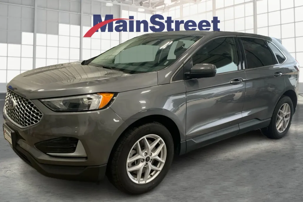 2024 Ford Edge SEL photo 1
