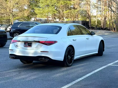 2022 Mercedes Benz S 580 4MATIC photo 4