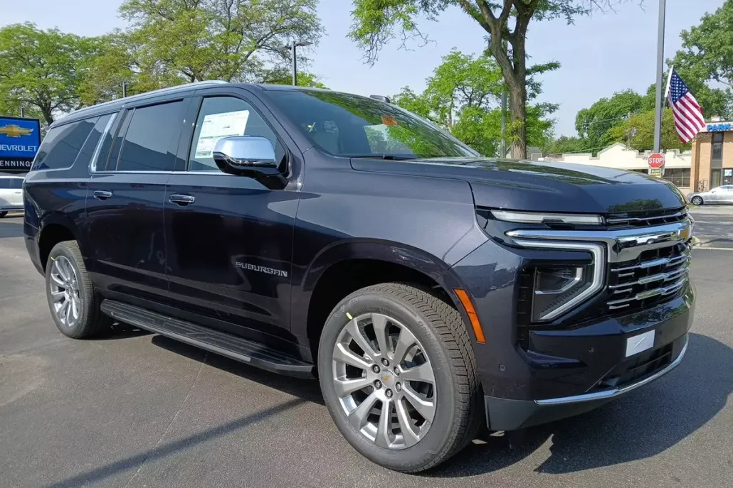 2025 Chevrolet Suburban Premier photo 1