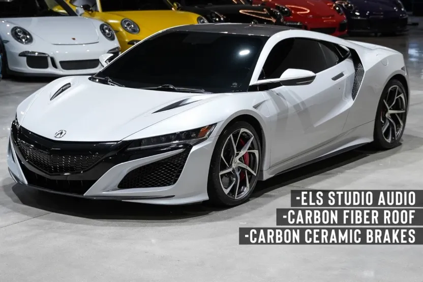 2017 Acura NSX photo 1