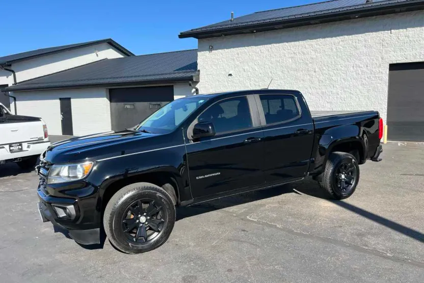 2021 Chevrolet Colorado LT photo 1