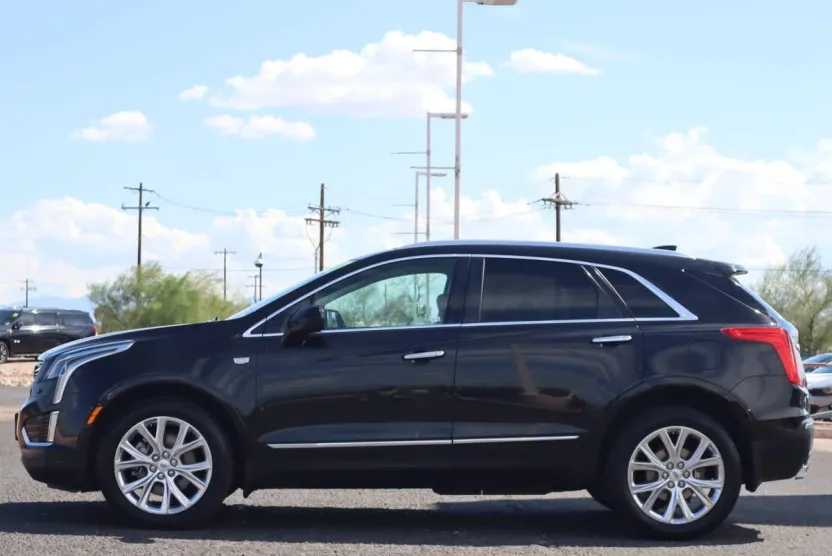2017 Cadillac XT5 Luxury photo 1