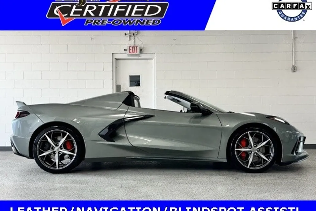 2022 Chevrolet Corvette Stingray Convertible photo 1