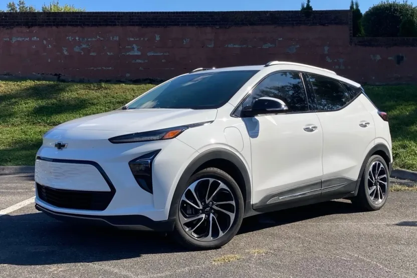 2022 Chevrolet Bolt EUV Premier photo 1