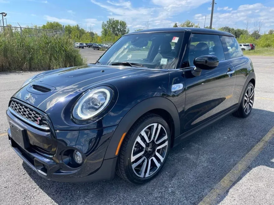 2021 Mini Cooper 2 Door Hardtop S photo 1