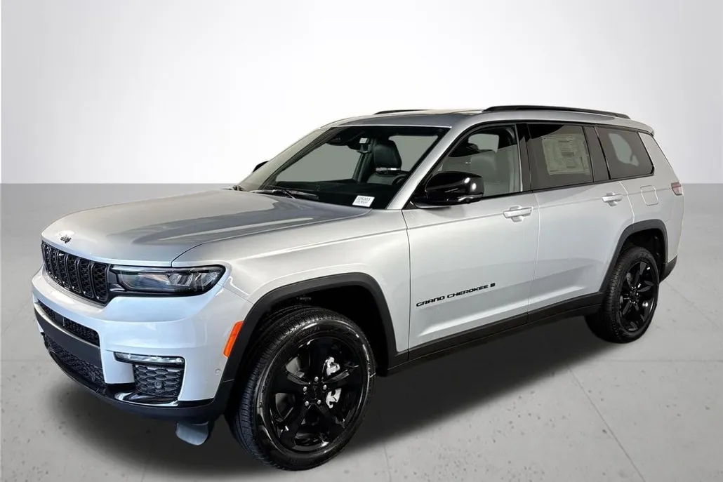 2025 Jeep Grand Cherokee Limited photo 1
